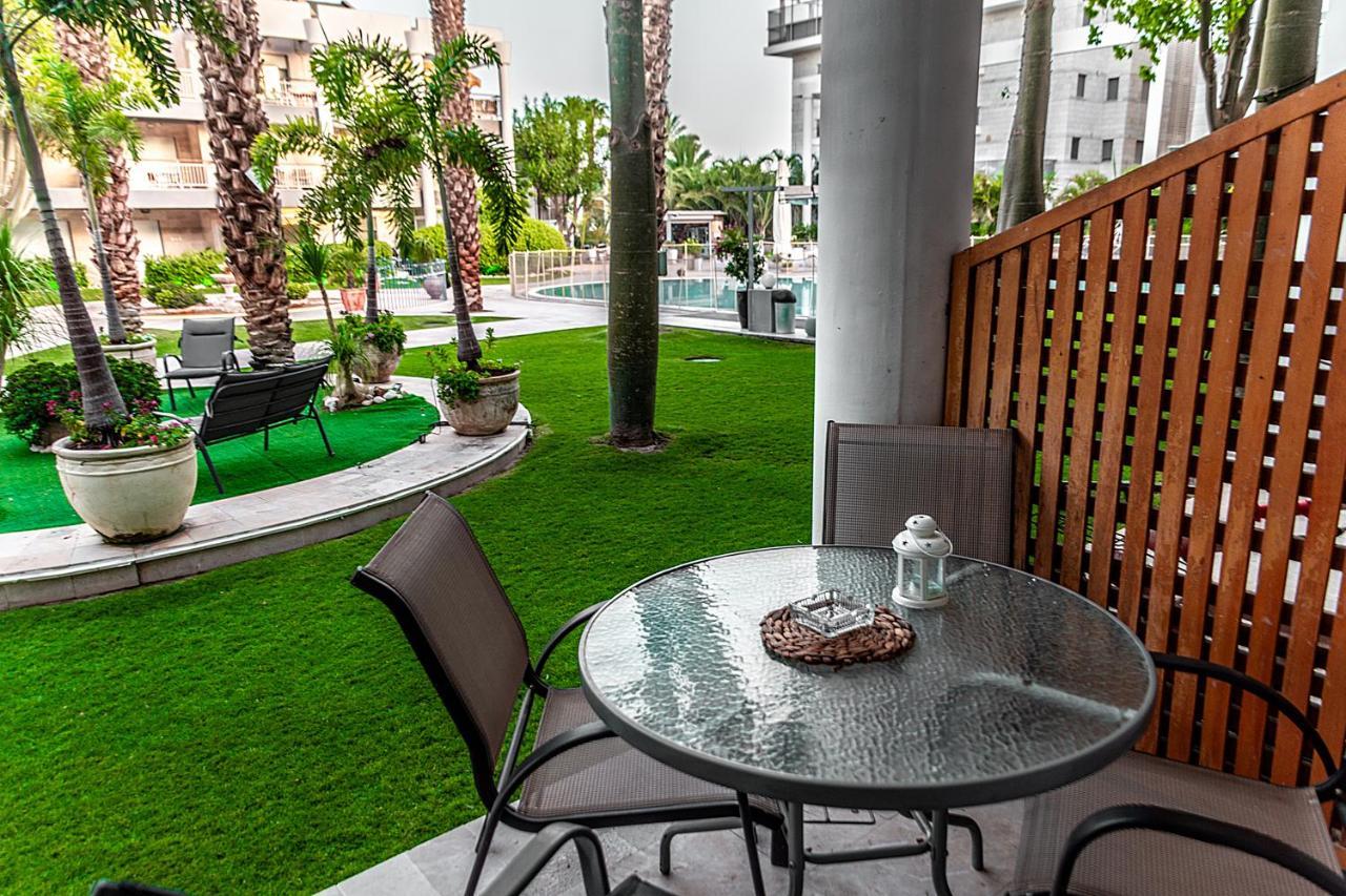 דירת גן פונה לבריכה - Pool Garden View Eilat Lägenhet Exteriör bild