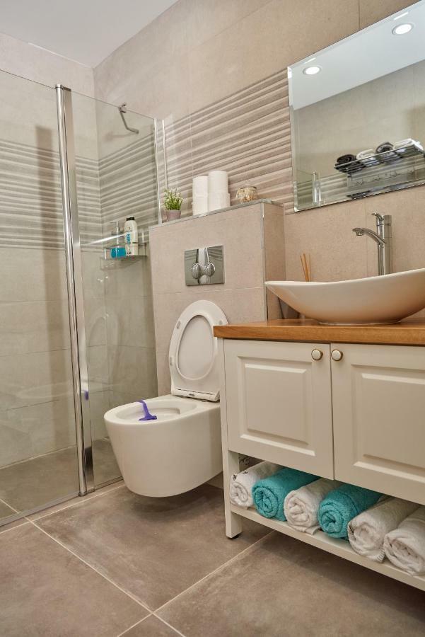 דירת גן פונה לבריכה - Pool Garden View Eilat Lägenhet Exteriör bild